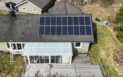 Kan man tvätta tak med solceller? Så gör du rätt